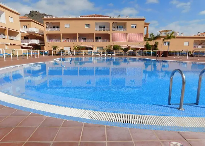 Brisas Del Mar * אדחה